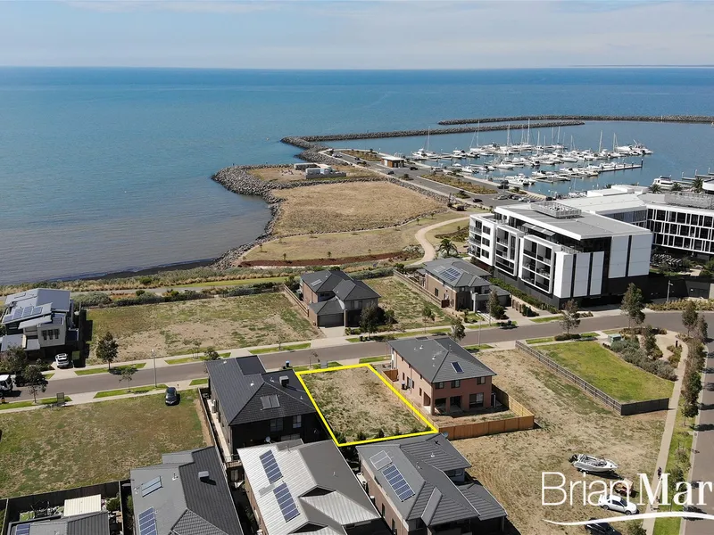 450m2 In Wyndham Harbour