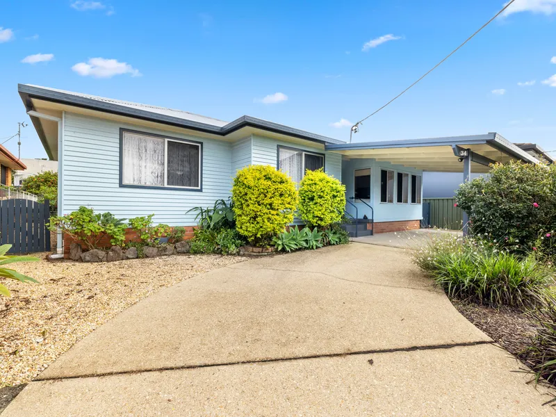 Beautifully presented home, Investment or Development the choice is yours...