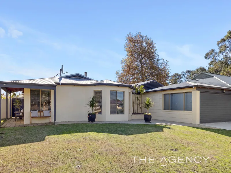 The ENTERTAINER!!! Light-Filled Open Plan with 4 Living Zones + Multiple Expansive Patios