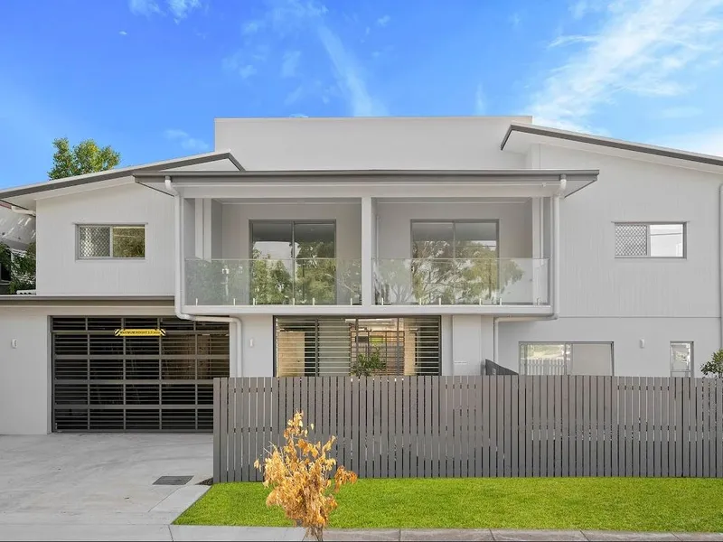 Modern Unit in a Central location !