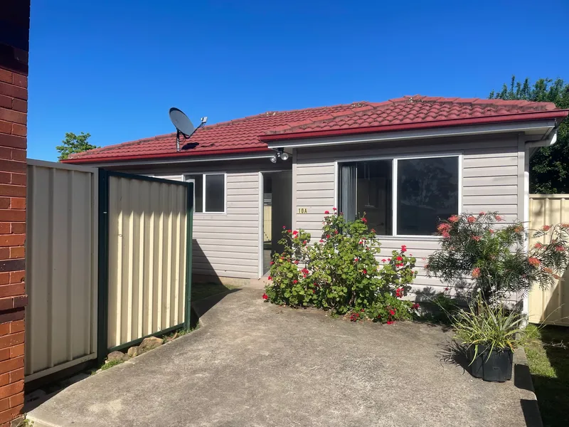 2 Bedroom Spacious Granny Flat