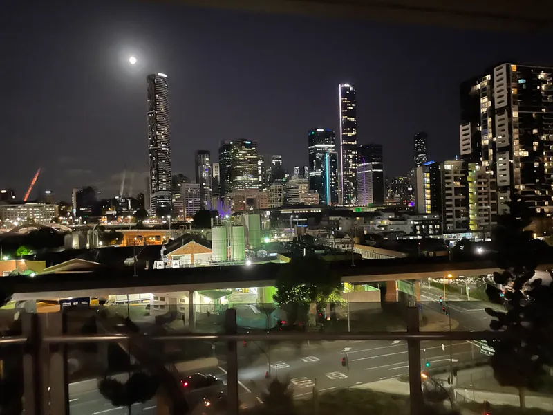Modern, City-view apartment for Young Professionals