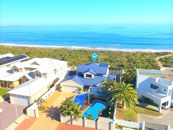 Exclusive Absolute Beach Front