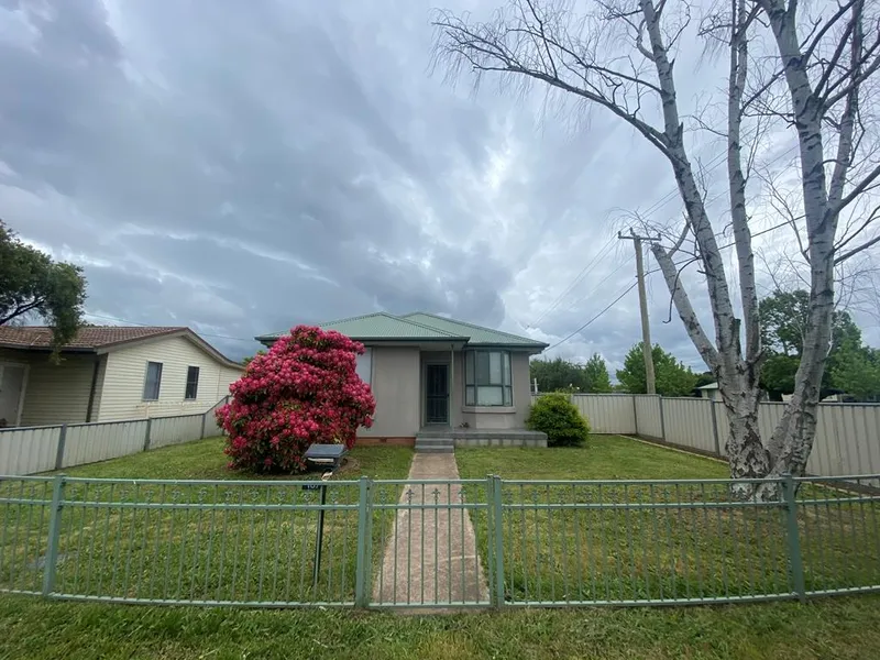 Large 4 bedroom home in Bletchington