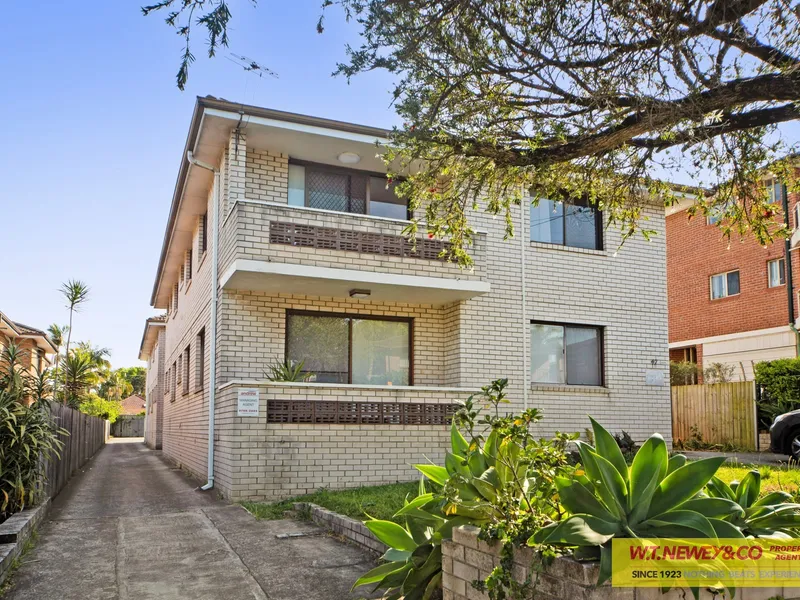 DECEASED ESTATE - MUST BE SOLD!