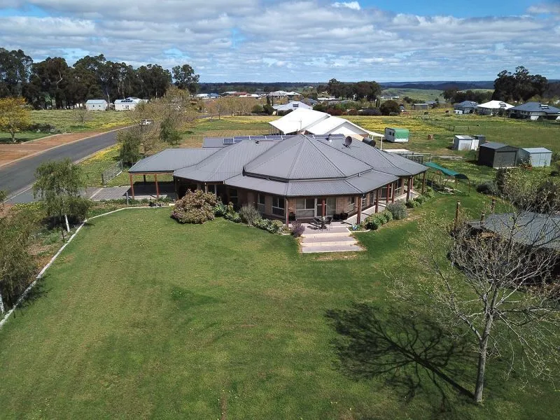 Entertainers Delight on Large Corner block with Massive Shed & Solar Panels