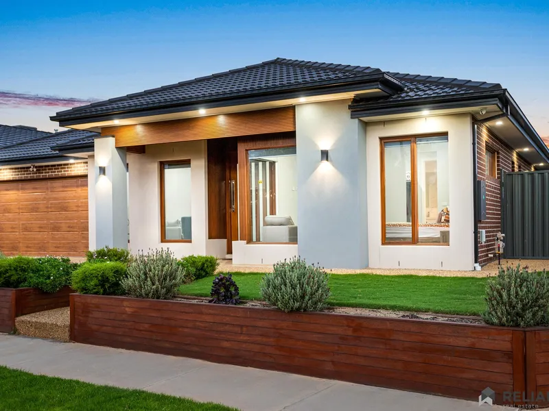 PREMIUM FAMILY HOME WITH TOP UPGRADES!