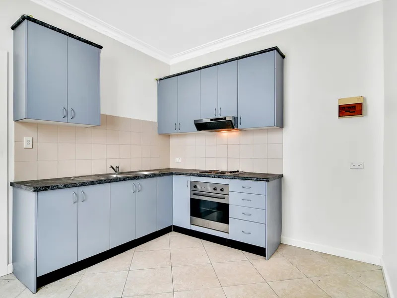 Get Ready : MODERN STUDIO - GREAT LOCATION