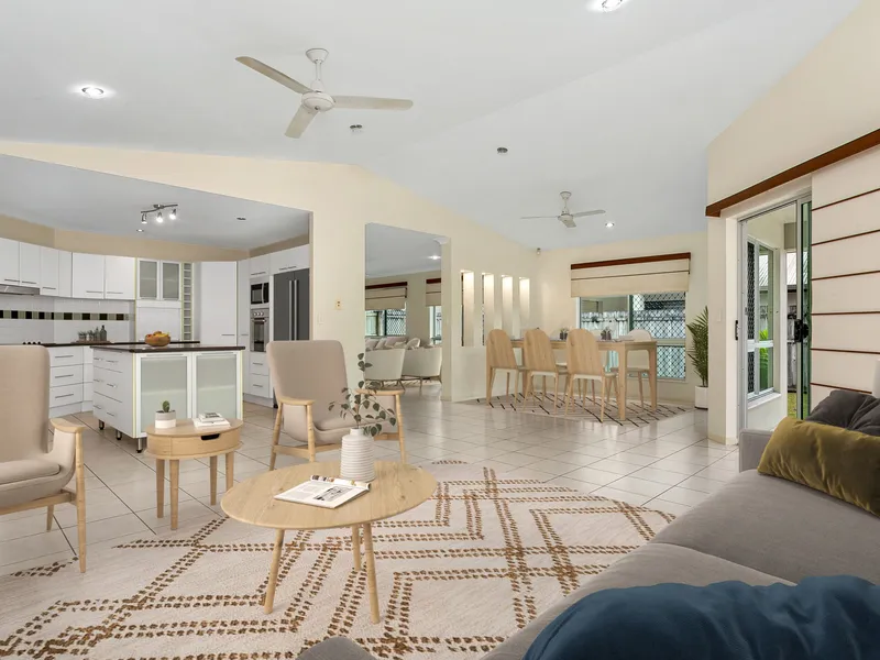 STYLISH FAMILY HOME WITH ROOM TO MOVE! BONUS SIDE ACCESS