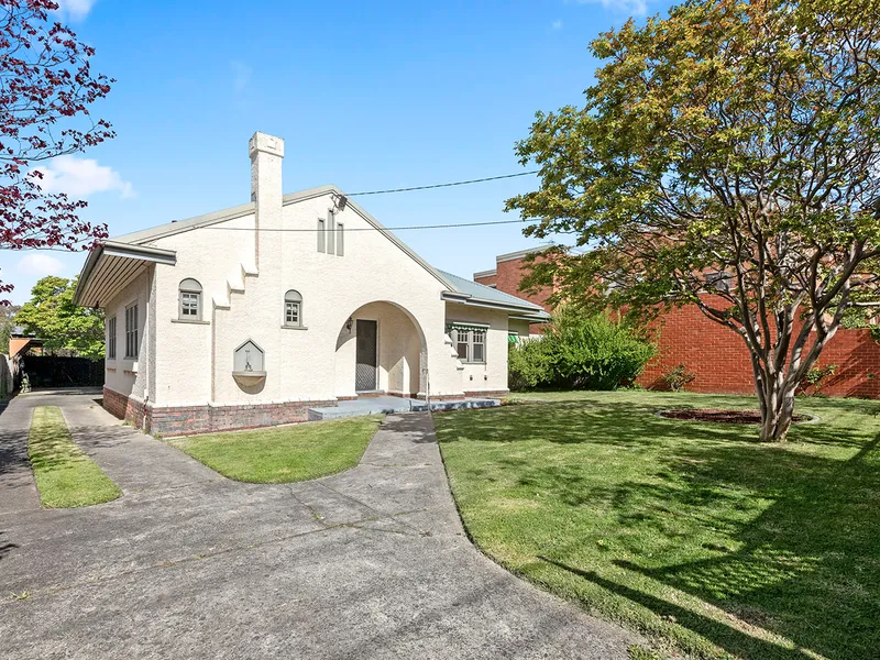 RENOVATE OR DETONATE !