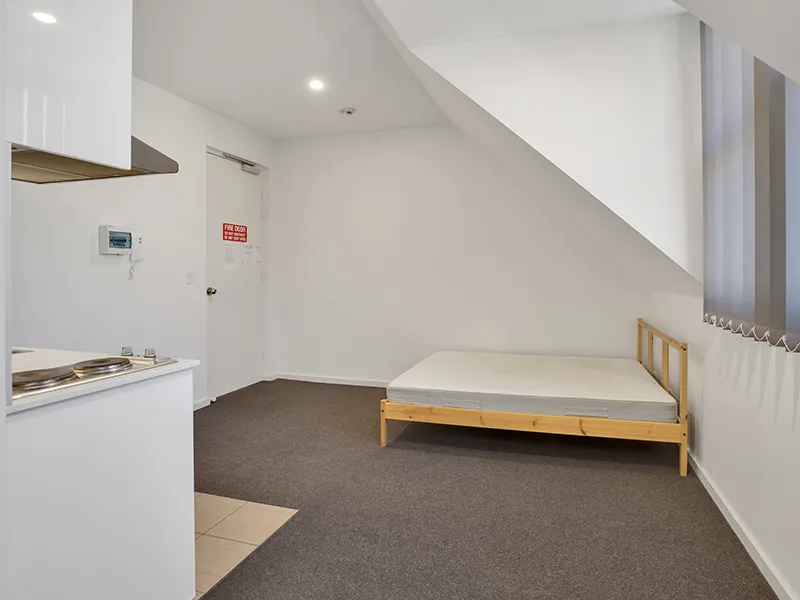 Be Located Right In The Heart of Erskineville