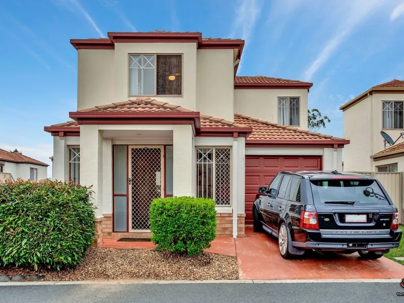 Ideal Rental Investment / Live In!