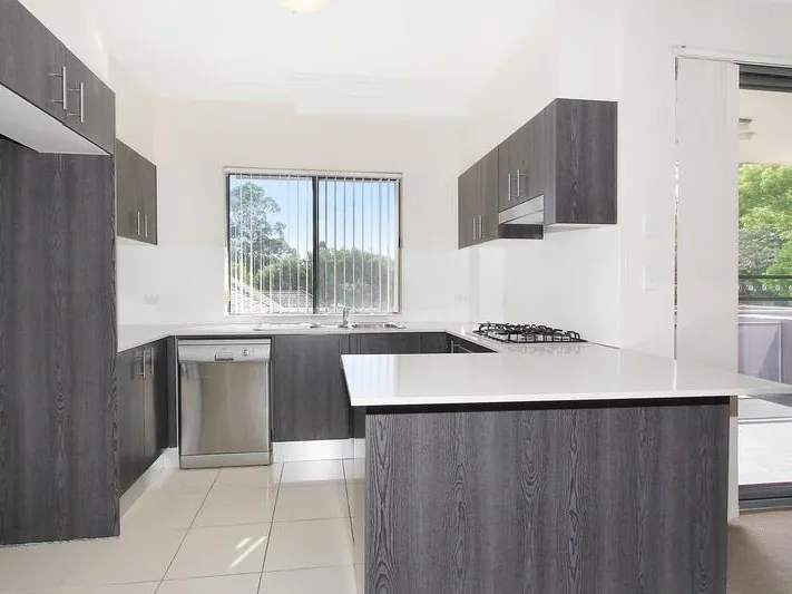 Spacious 2 Bedroom Unit