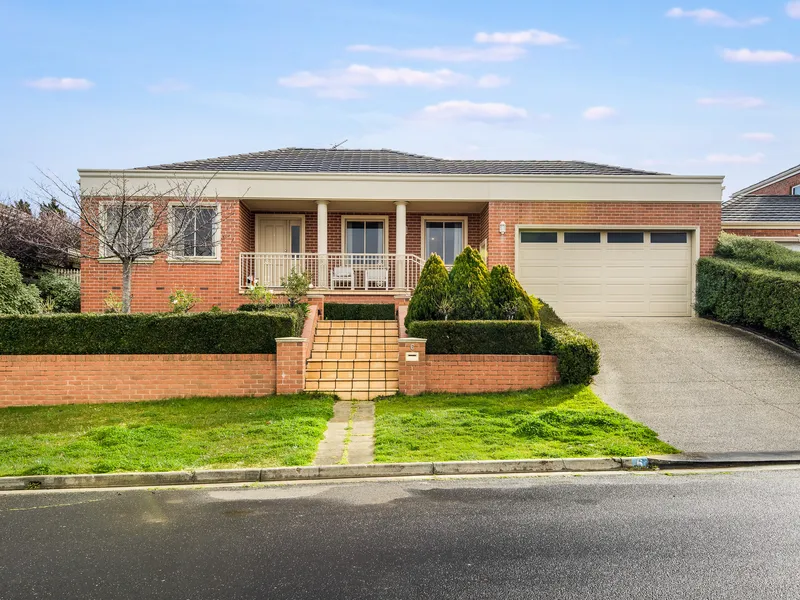 Set Amongst Highton's Finest! 