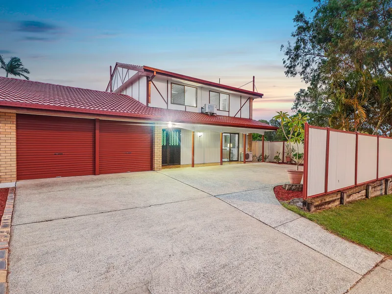Newly renovated five-bedroom home in Mansfield State High Catchment