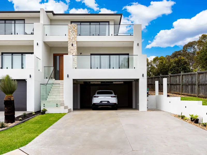 Brand new luxury home