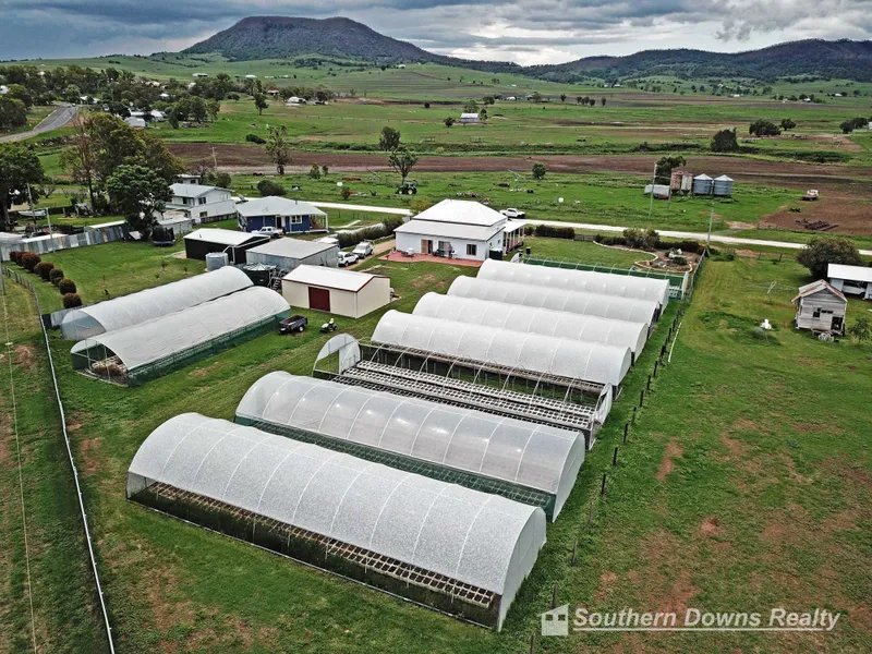 EVER DREAMED OF RUNNING YOUR OWN MARKET GARDEN?