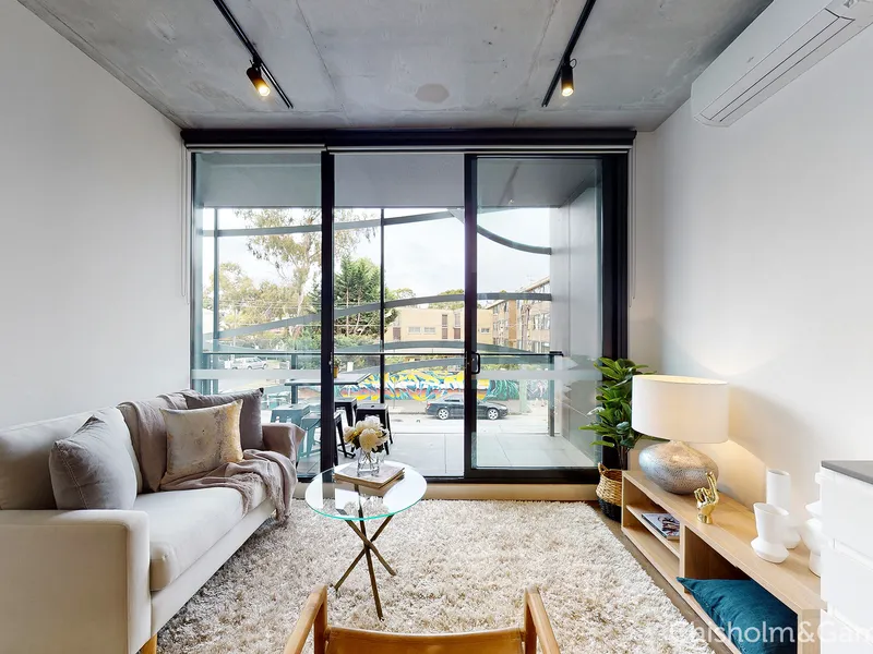 North Facing with Balcony, 2 Baths & Parking