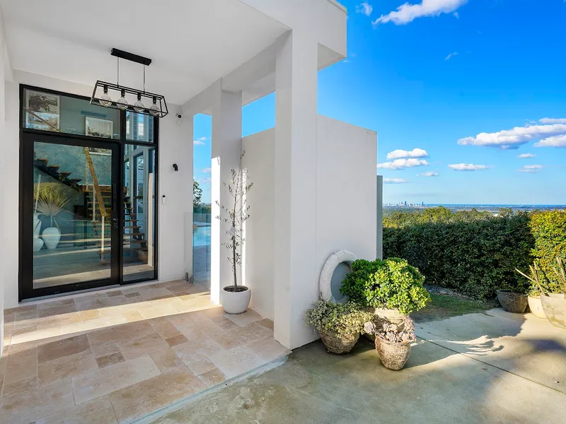 MEDITERRANEAN OASIS – Exclusive, Luxury with DUAL Living and Spectacular OCEAN VIEWS