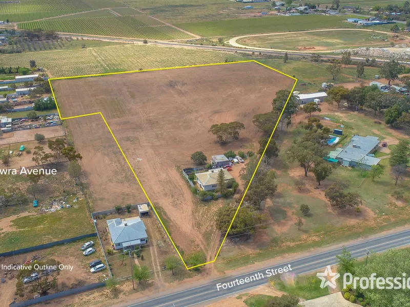 Home On Eight Acres - Close To CBD