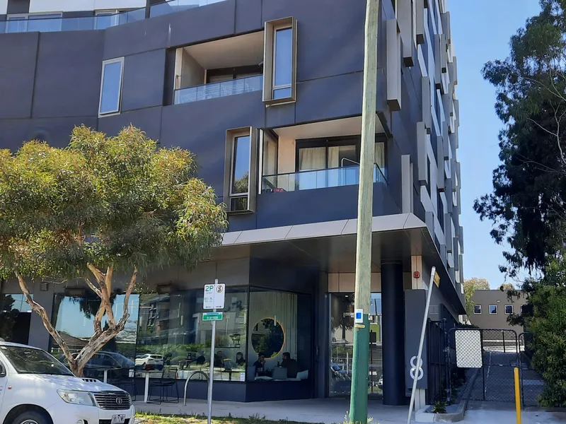 Walk to Box Hill Central