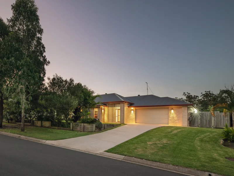 Celebrate the good life in one of Brisbane's most liveable suburbs, this home sits on a huge 1019m2 block… A true family entertainer!