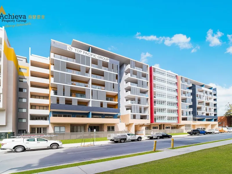 MODERN AND CONVENIENT APARTMENT WITH PRIVATE COURTYARD