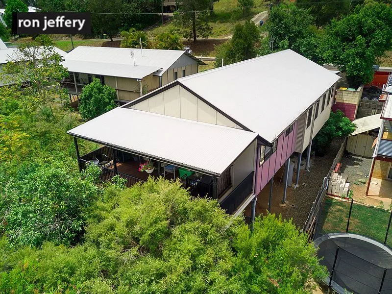 MODERN 3 BEDROOM HOME