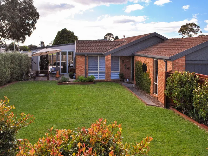 Relaxed Entertainer with Authentic Family Appeal