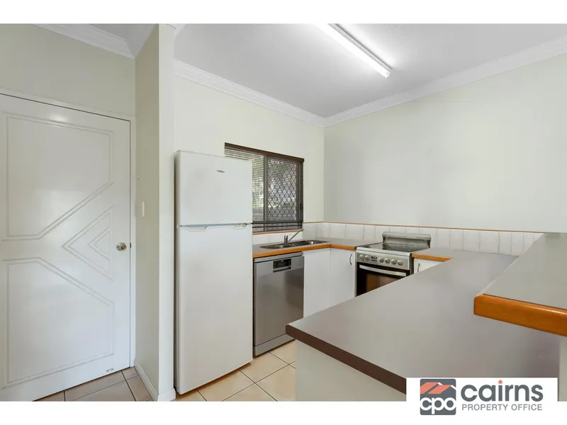 Great Location - Small Complex. 1.2km to Cairns Central