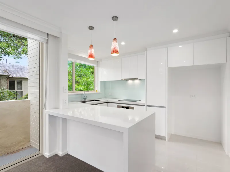 Positioned Perfectly in One of Toorak's Most Prized Pockets