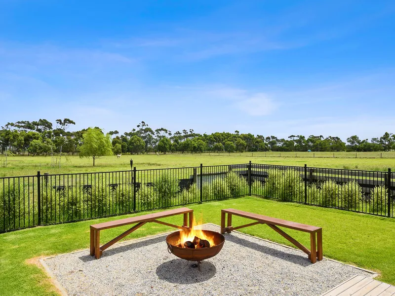 Exclusive Family Living on Picturesque Acreage!