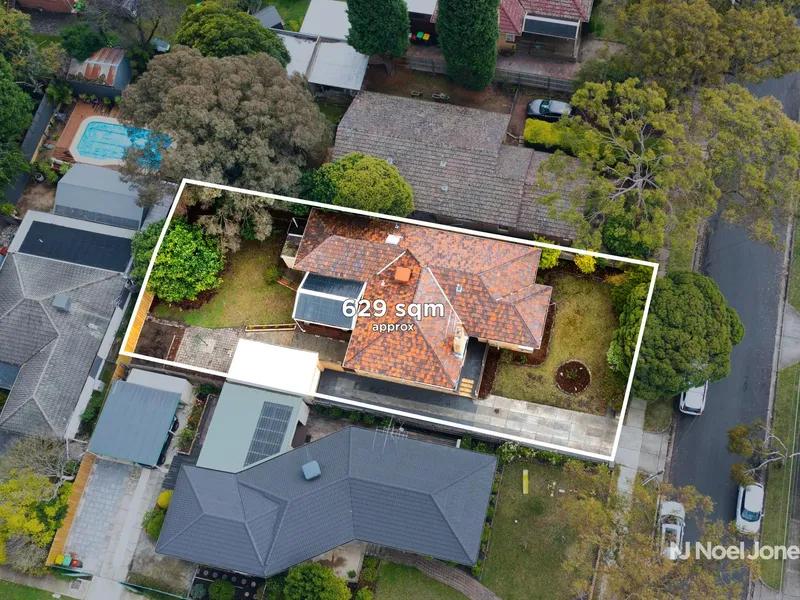 EXPLORE A LAVISH LIFESTYLE