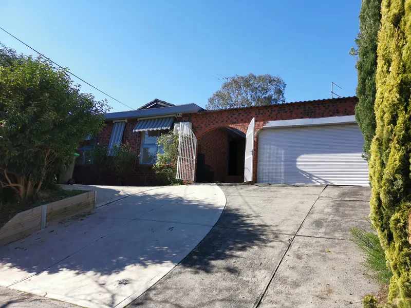 Newly renovated 5 bedroom family home in the heart of Doncaster