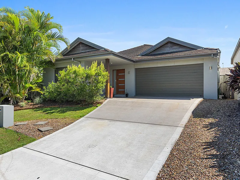 4 BEDROOM FAMILY HOME - REF 4045