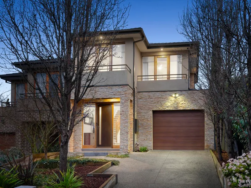 Executive excellence in vibrant Doncaster.