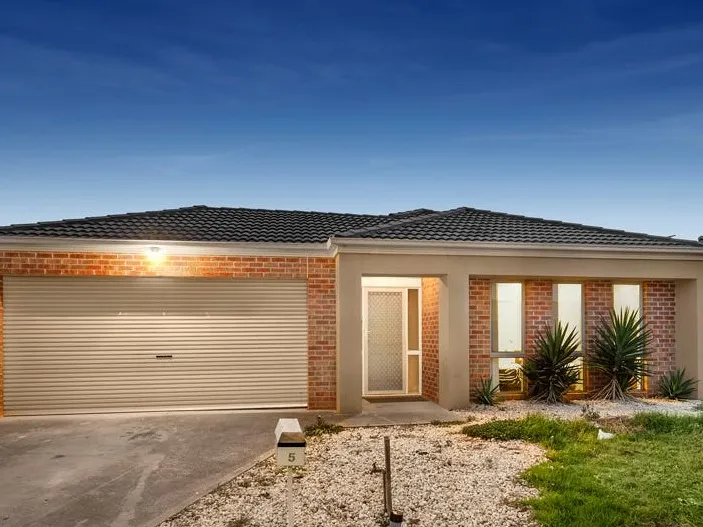 Family Home with Style & Comfort