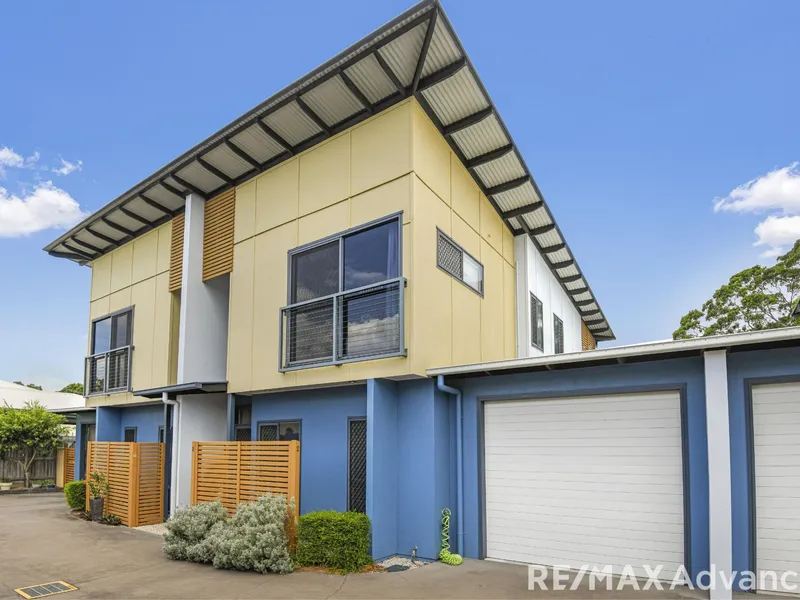 Classy Townhouse in sought after Location