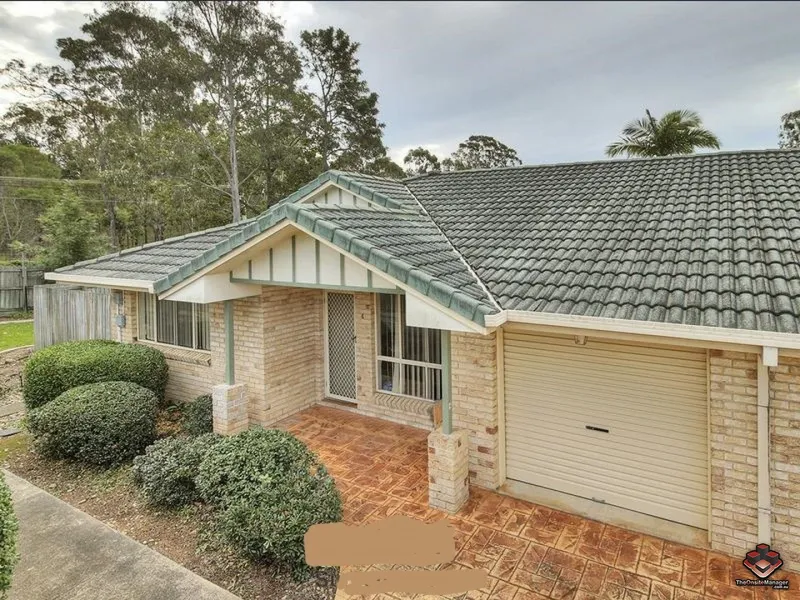 Spacious Lowset Villa in a huge block, fantastic location close to all amenities