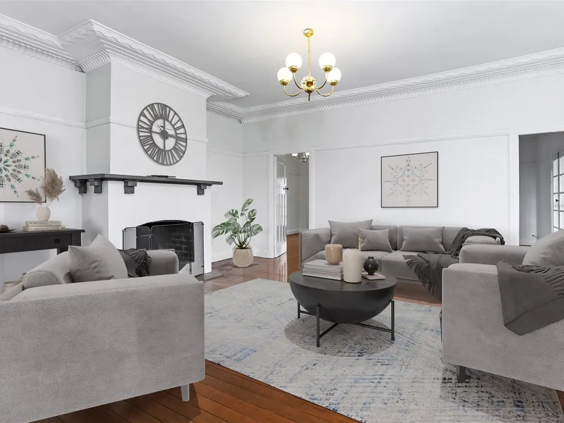 Neat and Tidy 3 Bedroom Flat in Convenient Loction