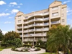 Executive Apartment In A Convenient Mosman Address