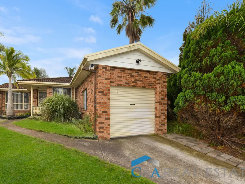 Charming 3 / 4 bedroom Home. Tranquil location