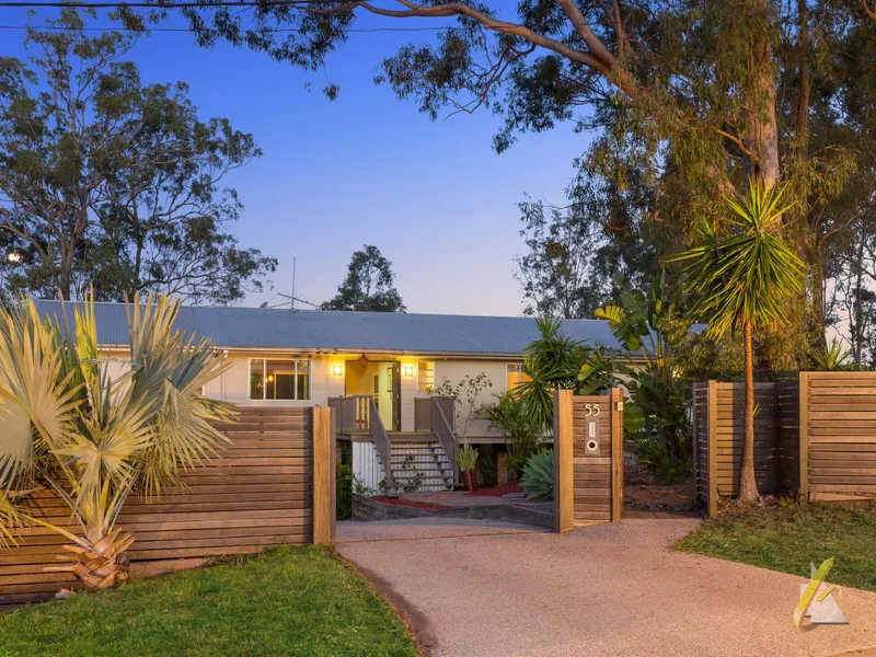 IMPRESSIVE ACREAGE LIVING AT GREAT VALUE!