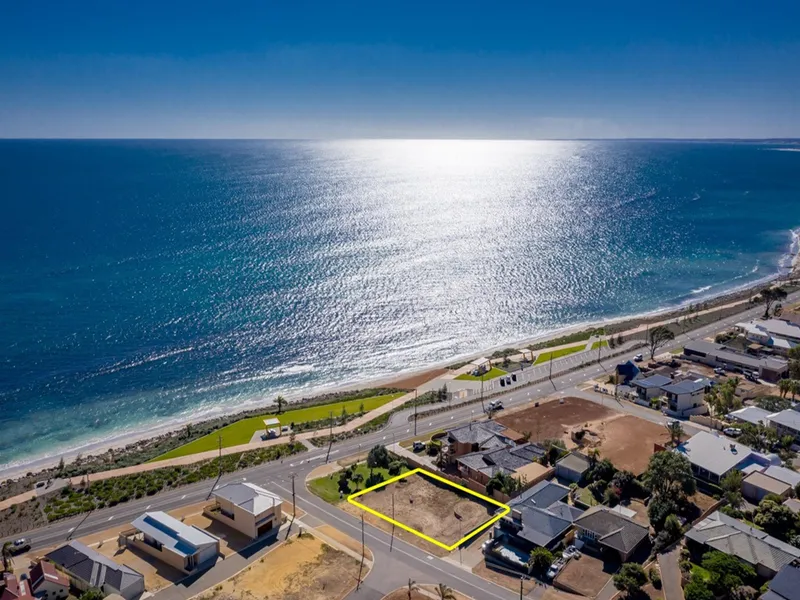 Limited Ocean Front Land Opportunity in First Class Location