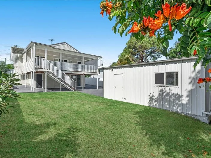 Elevate Your Lifestyle at 9 Nevis St – Where Luxury Meets Tranquility in Manly West