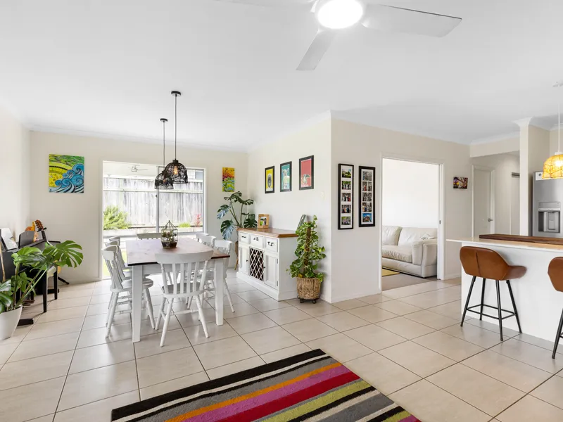 PET FRIENDLY - AIR CONDITIONED - SOLAR POWER