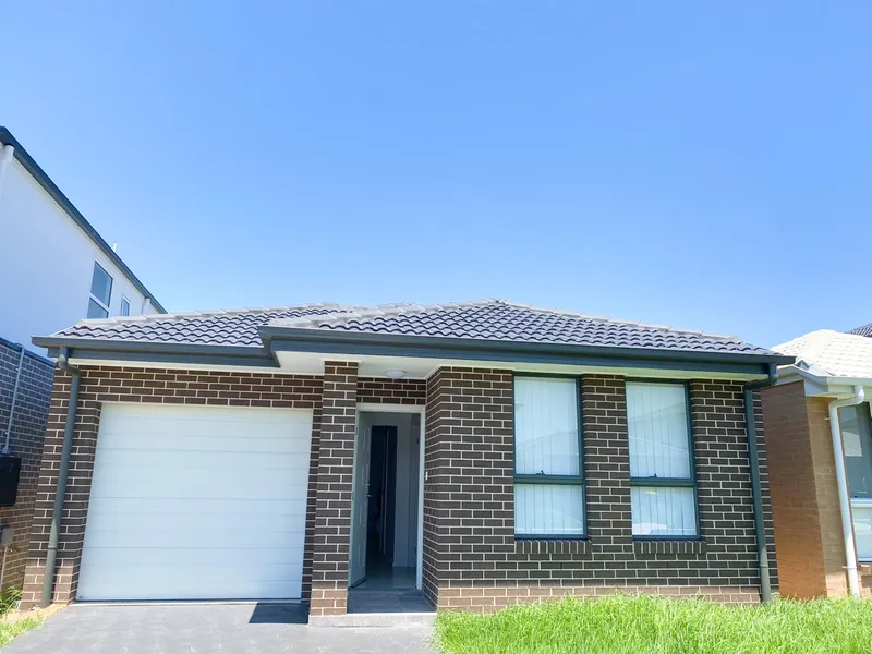 Brand New 4 Bedrooms 2 bathroom with Single Garage