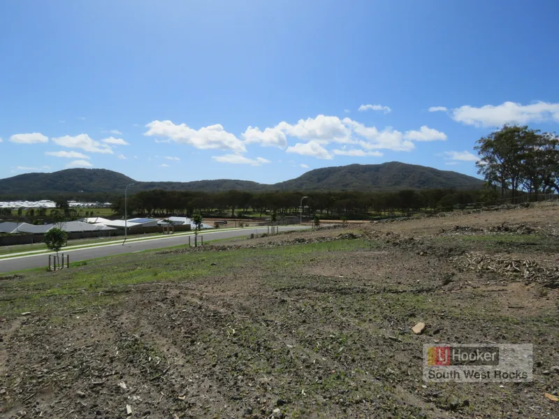 KOOLOONDOLOO CRESCENT