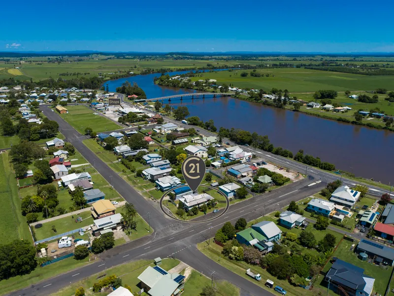 Enjoy The Village Lifestyle