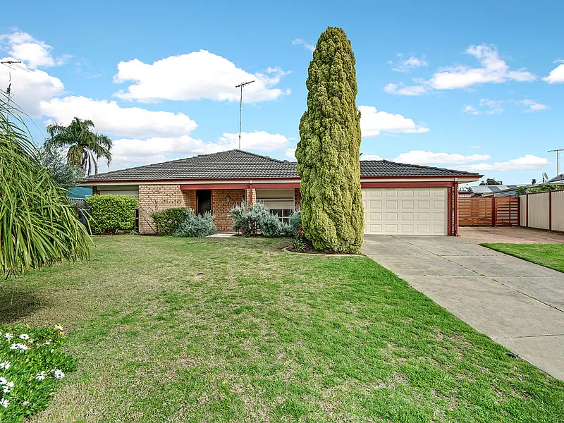 Family home with side access and workshop